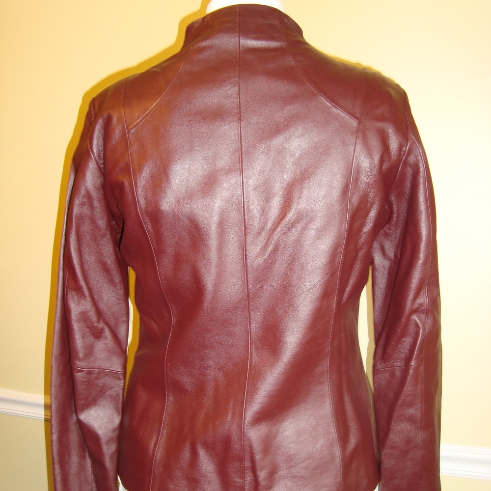 Neiman Marcus Genuine Leather Scuba Jacket in Burgundy - Picture 4 of 5